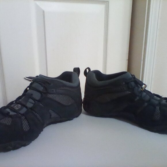 Merrill Shoes - Picture 3 of 8